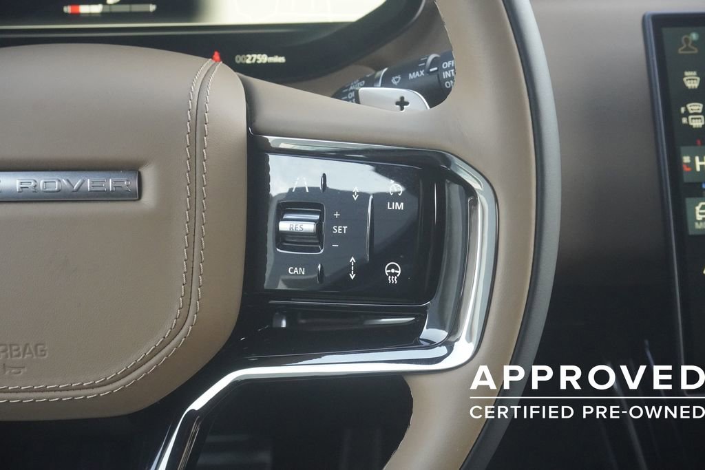 Used 2025 Land Rover Range Rover Sport Dynamic SE image 13