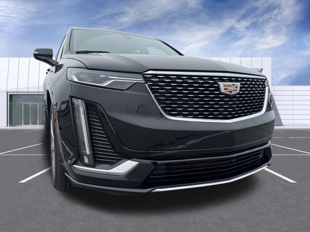 Certified 2024 Cadillac XT6 Premium Luxury w/ LPO, Floor Liner Package AWD/4WD image 8