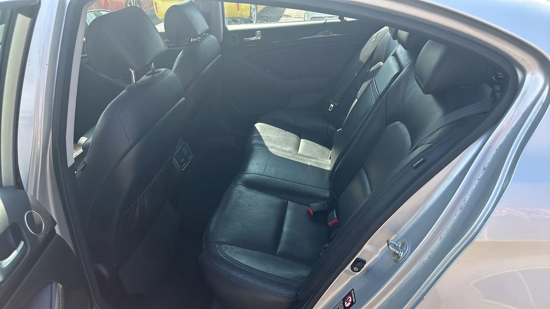 Used 2016 Kia Cadenza Premium image 14