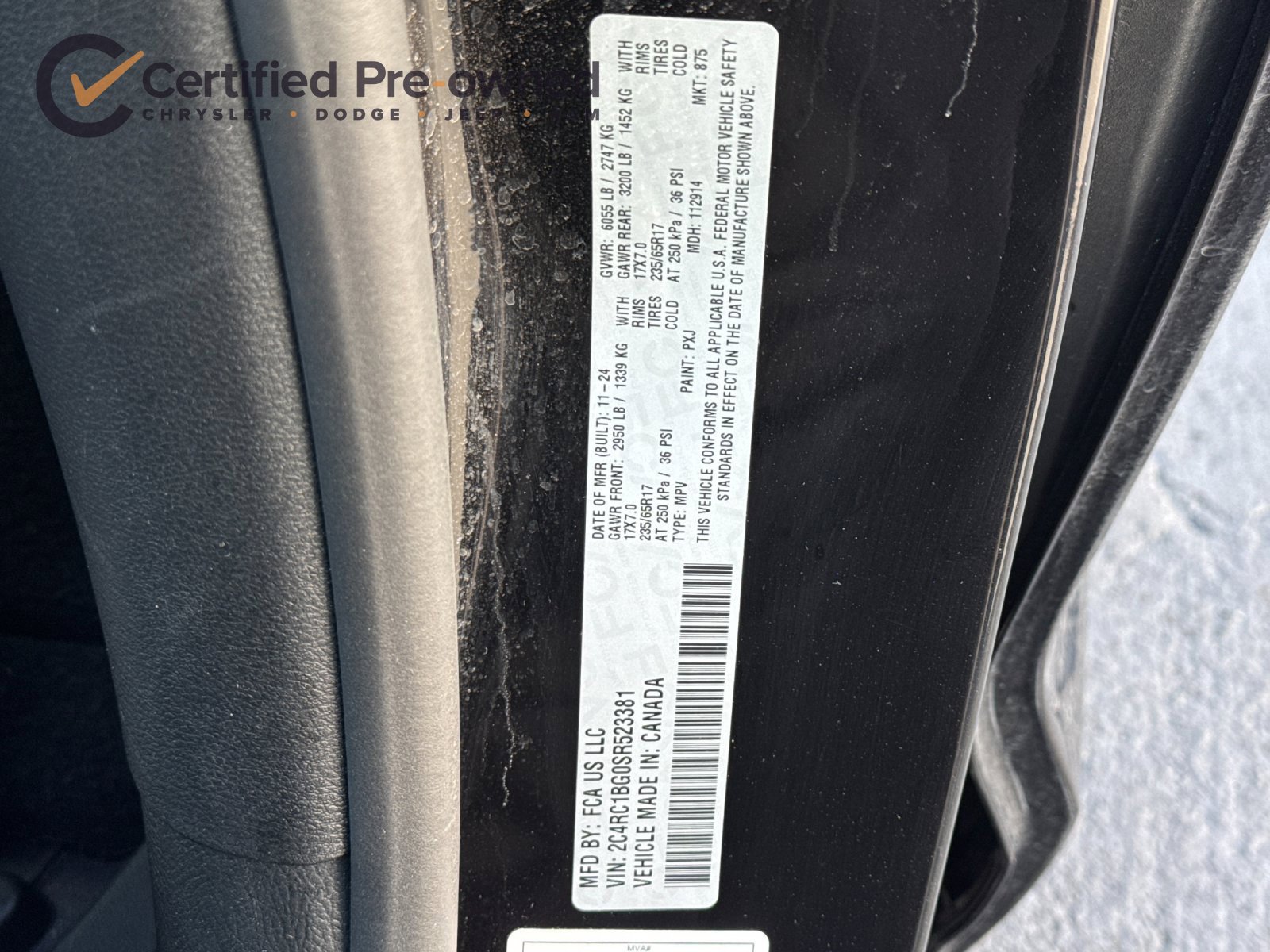 Certified 2025 Chrysler Pacifica Select FWD image 30