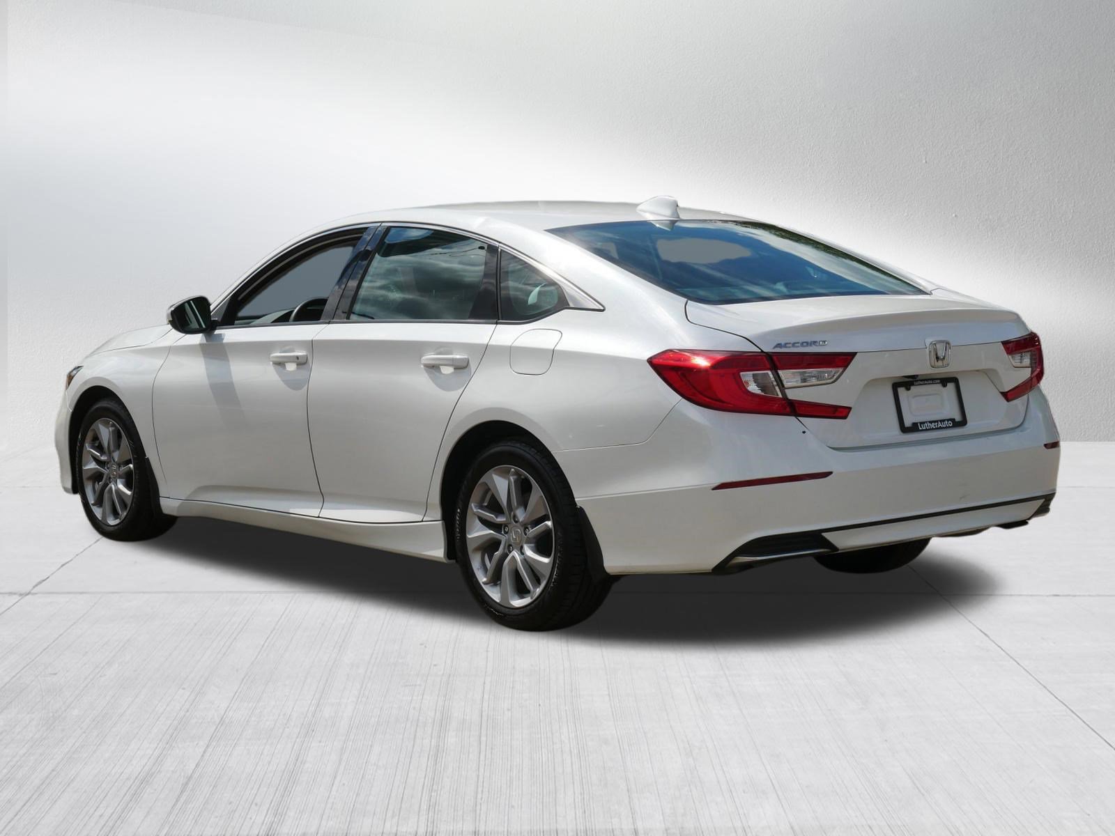 Used 2018 Honda Accord LX image 5
