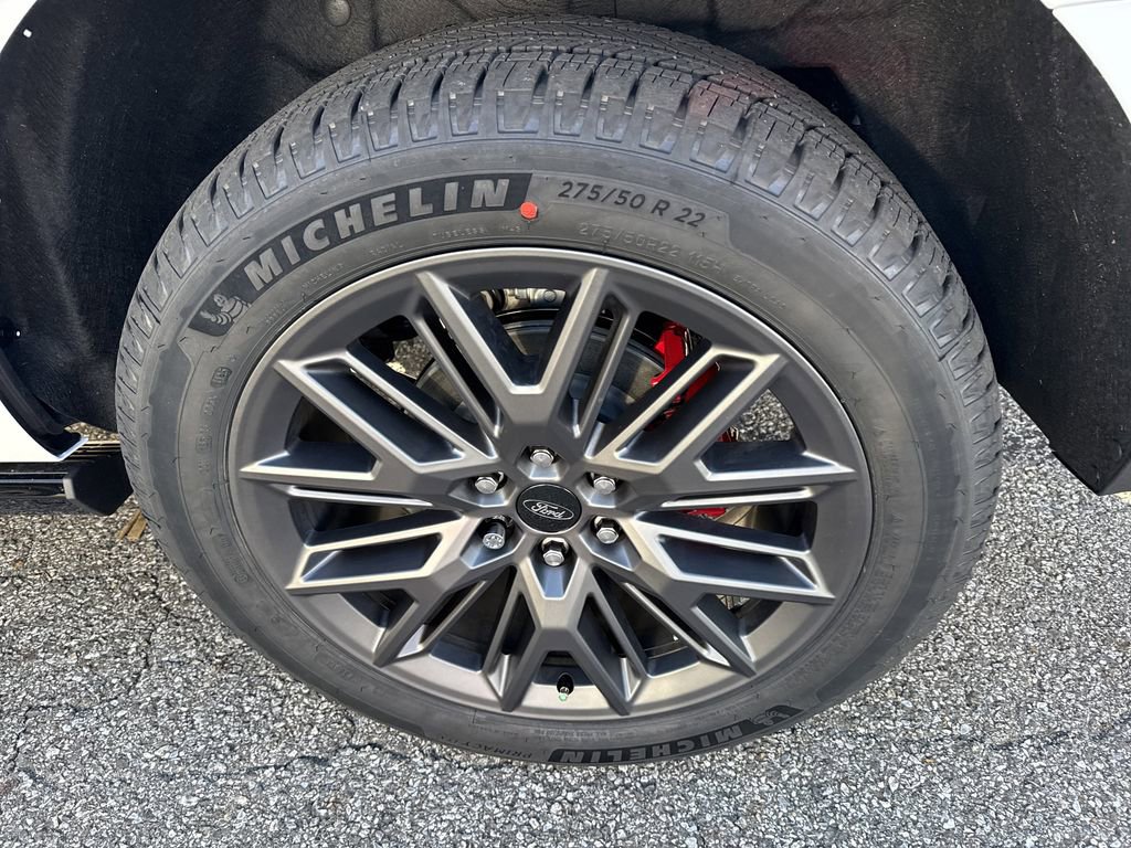 New 2025 Ford Expedition Max Platinum w/ Stealth Performance Package image 21