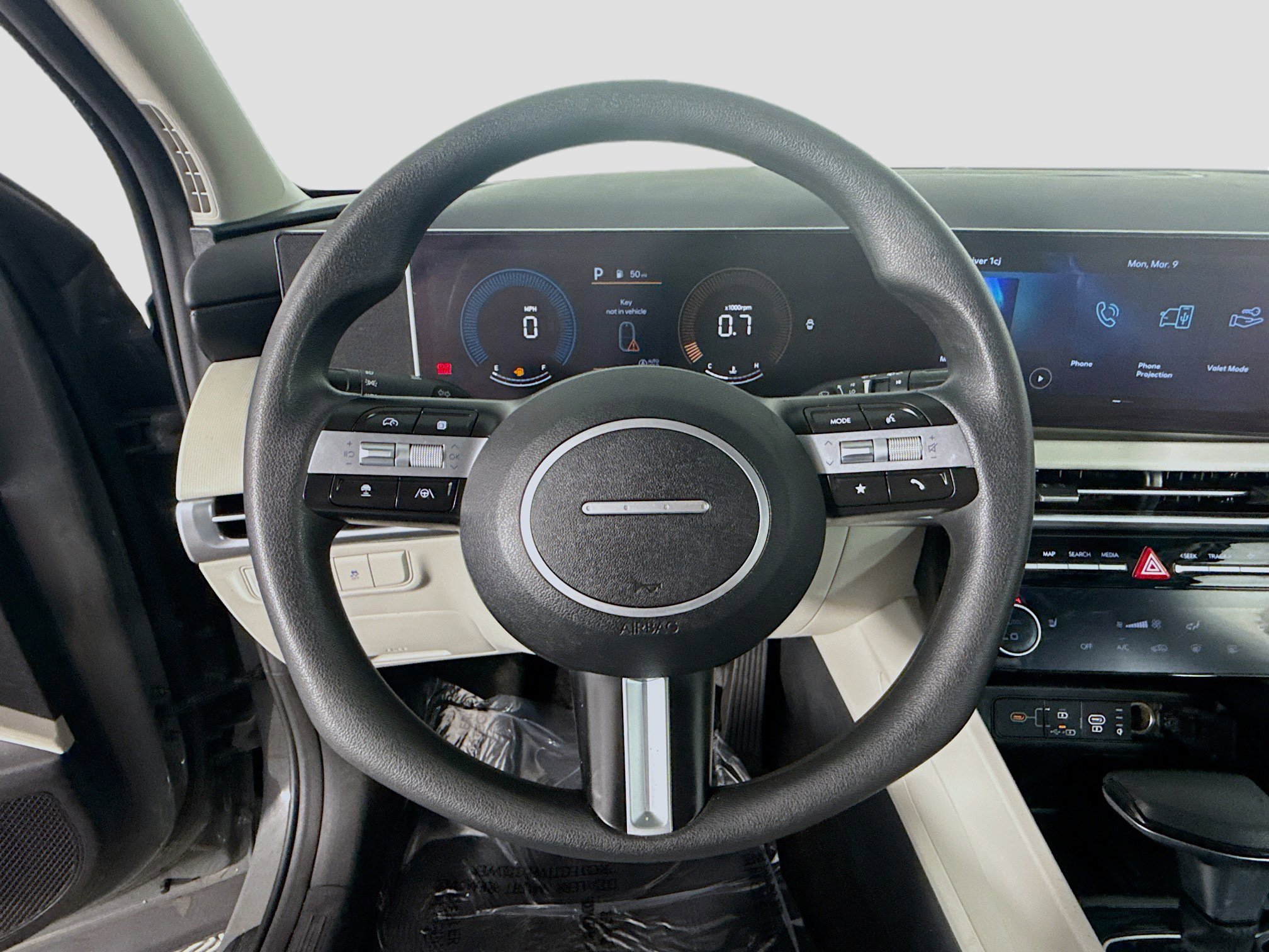 Used 2025 Hyundai Tucson SEL image 13