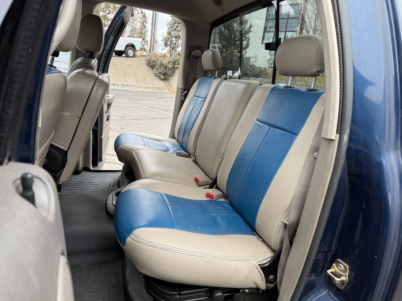 Used 2004 Dodge Ram 3500 Truck SLT w/ Trailer Tow Group image 6