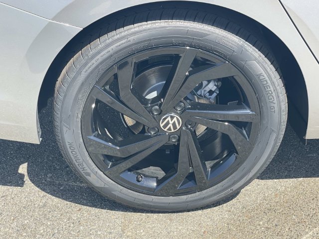 New 2027 Volkswagen Jetta SE FWD image 30