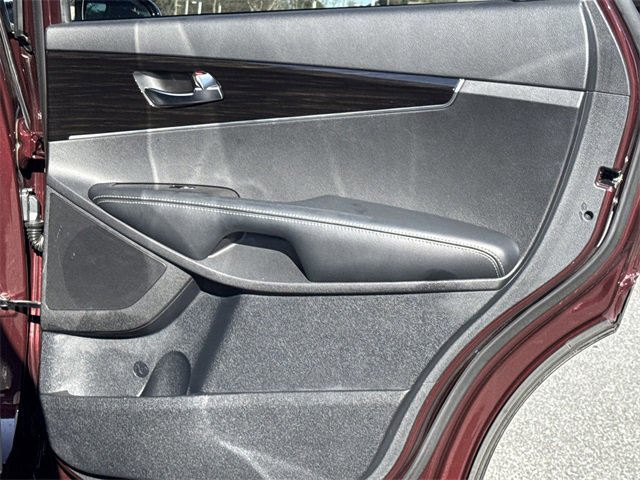 Used 2019 Kia Sorento LX w/ LX Convenience Package image 16