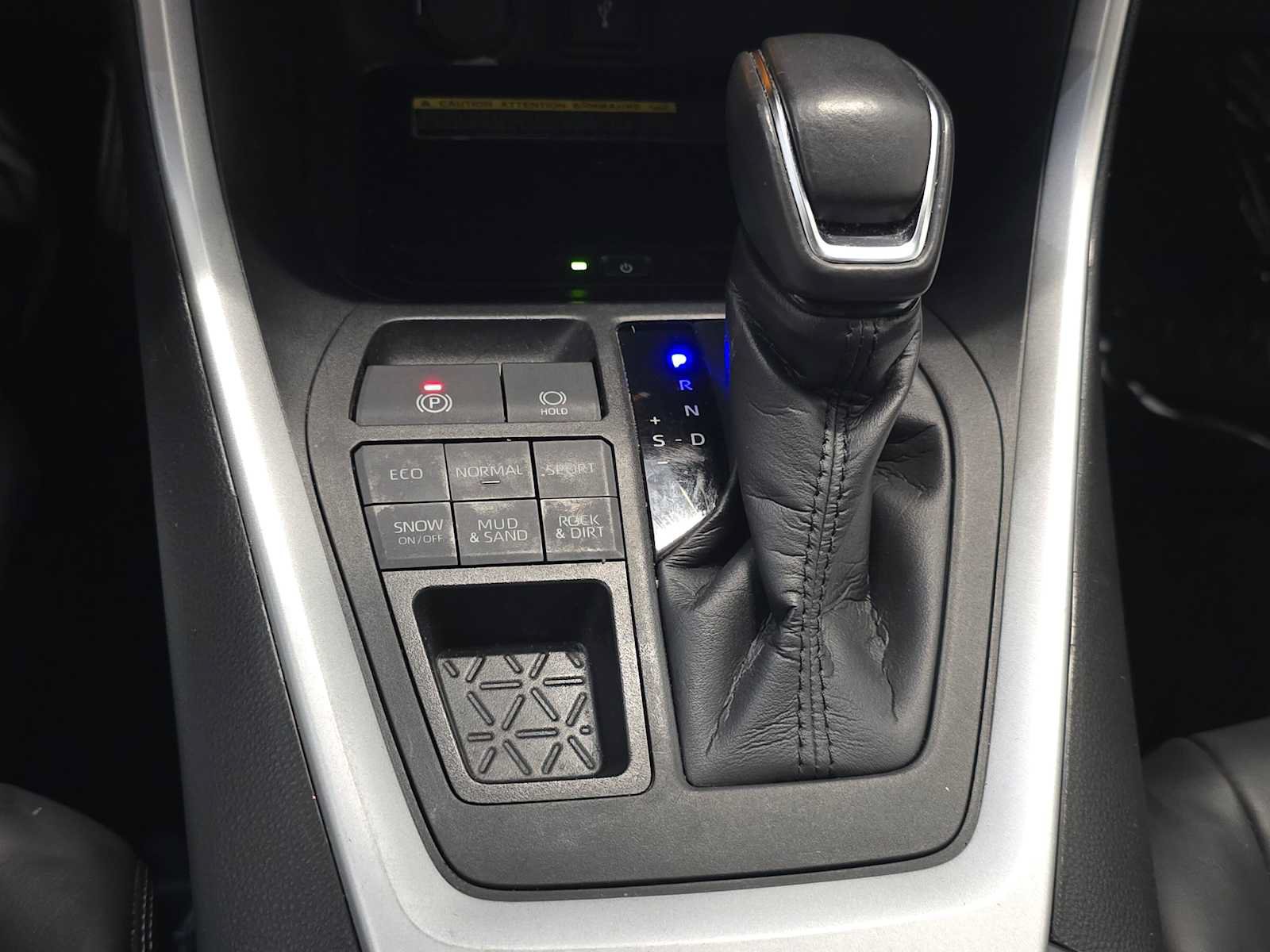 Certified 2021 Toyota RAV4 XLE Premium AWD/4WD image 16