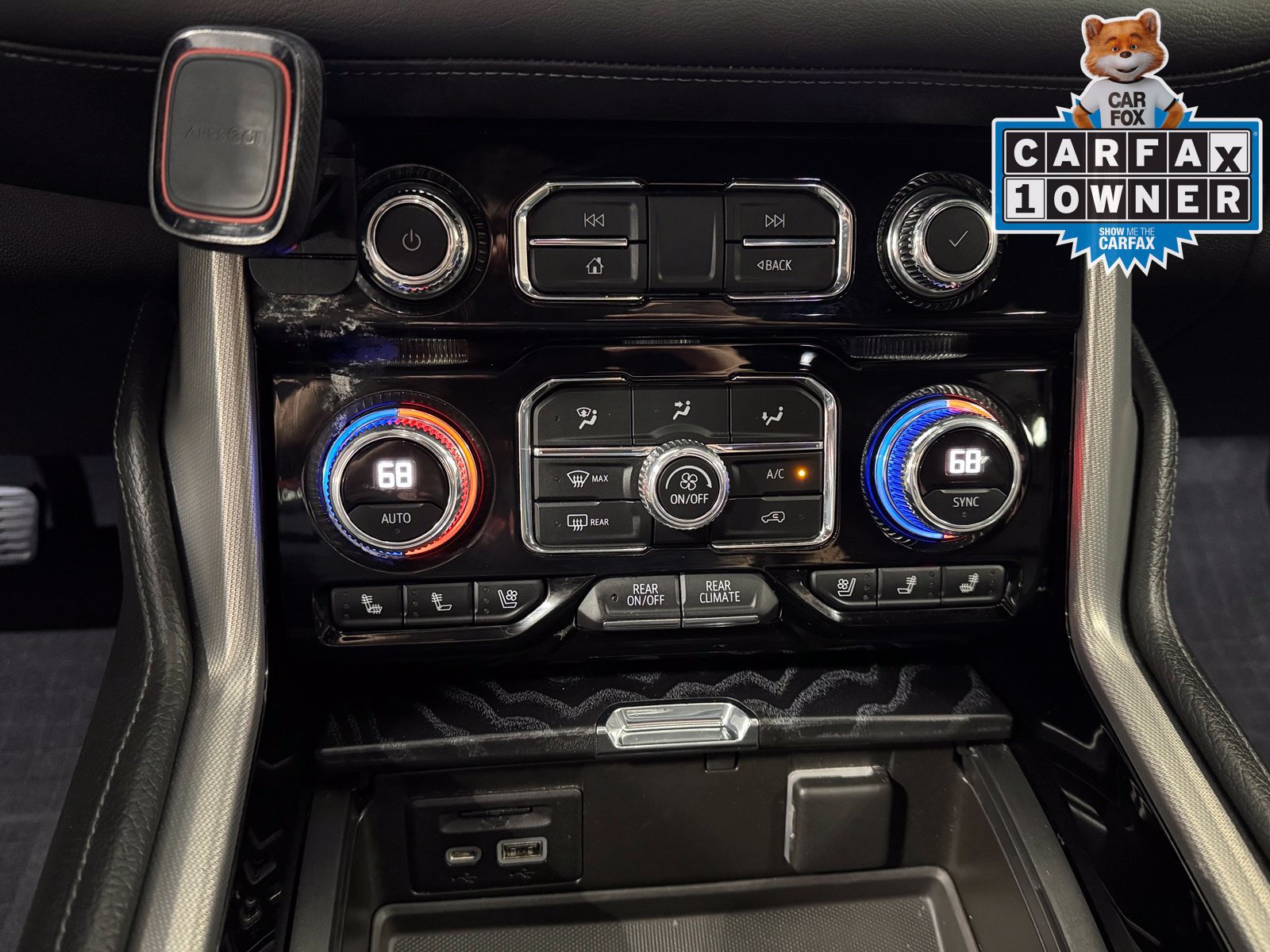 Used 2021 GMC Yukon XL Denali AWD/4WD image 26