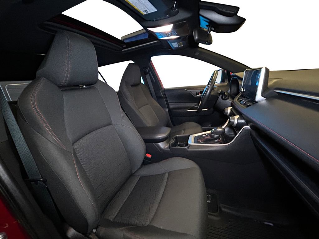 Used 2023 Toyota RAV4 SE w/ Weather & Moonroof Package image 15
