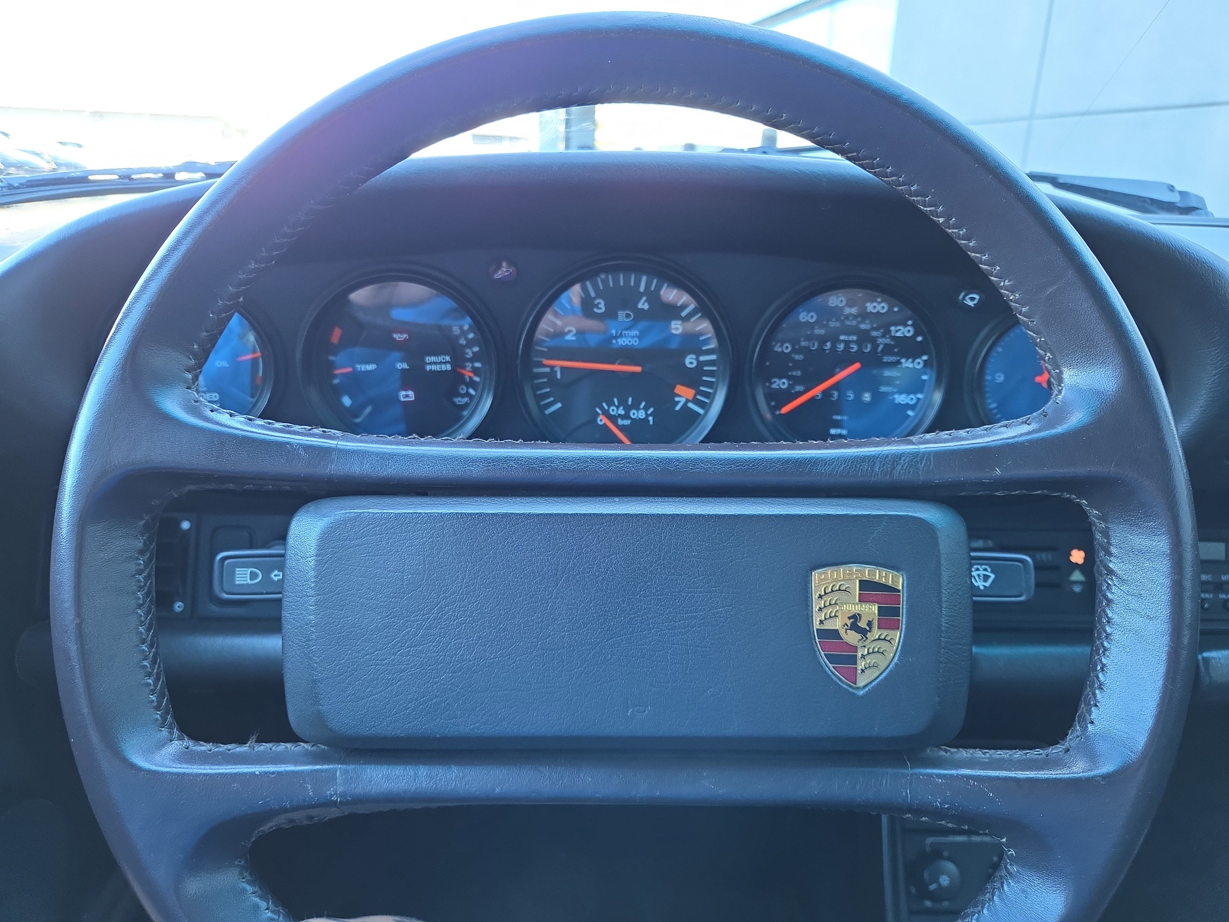 Used 1988 Porsche 911 Carrera image 16