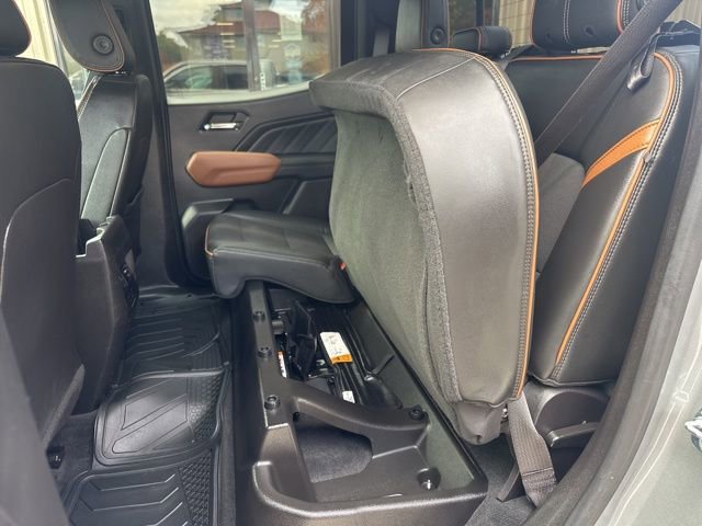 Used 2023 GMC Canyon AT4 image 25