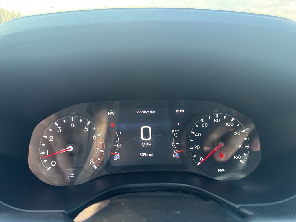 Used 2025 Jeep Compass Trailhawk image 22