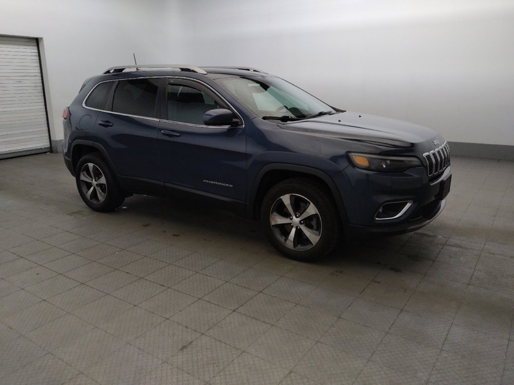 Used 2019 Jeep Cherokee Limited w/ Trailer Tow Group AWD/4WD image 11