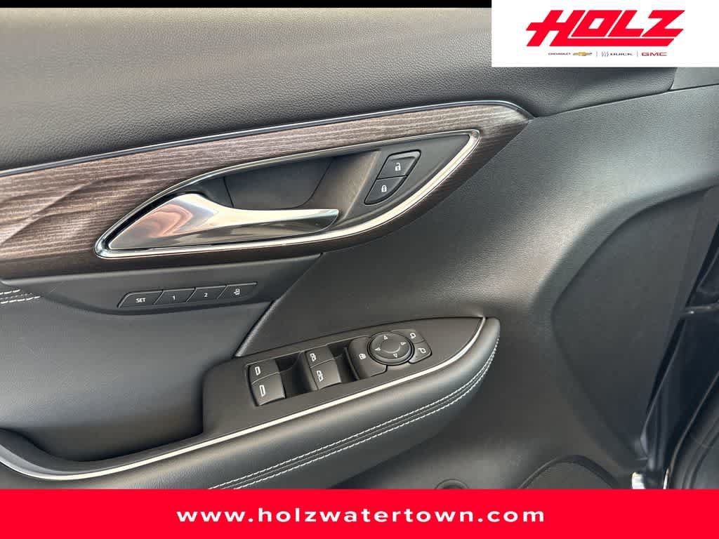 Certified 2023 Buick Envision Avenir AWD/4WD image 19