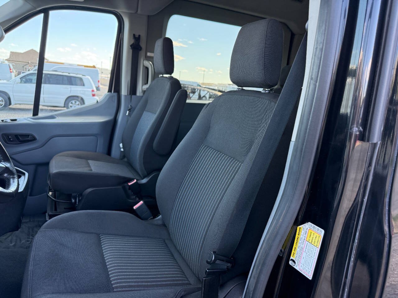Used 2019 Ford Transit 350 XLT RWD image 15