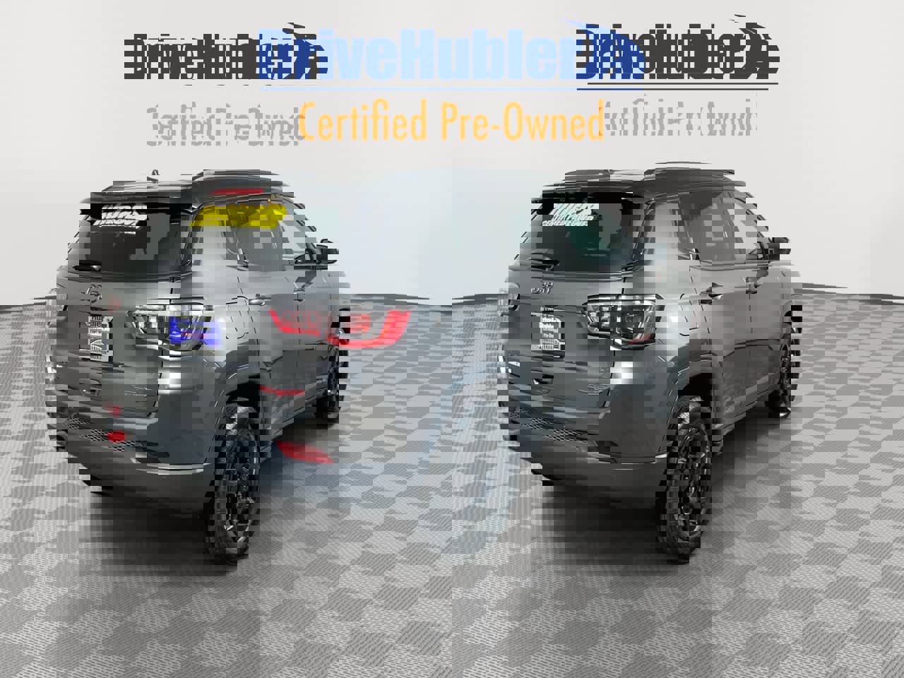 Used 2023 Jeep Compass Trailhawk image 2