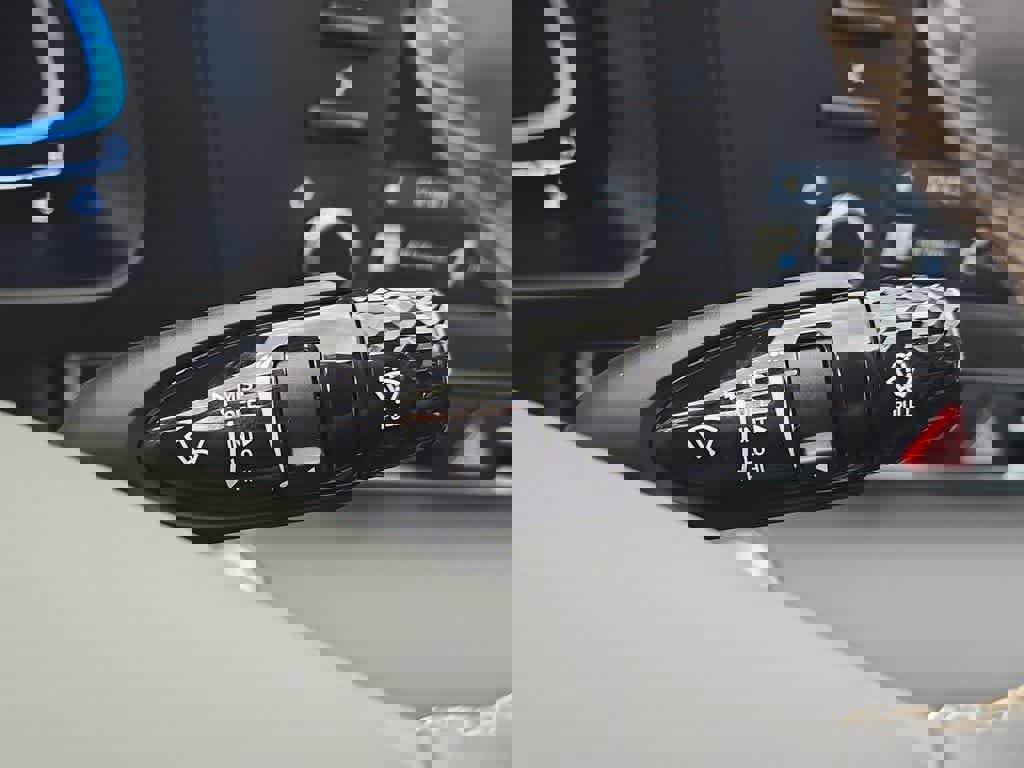 New 2026 Hyundai Elantra Sport image 27