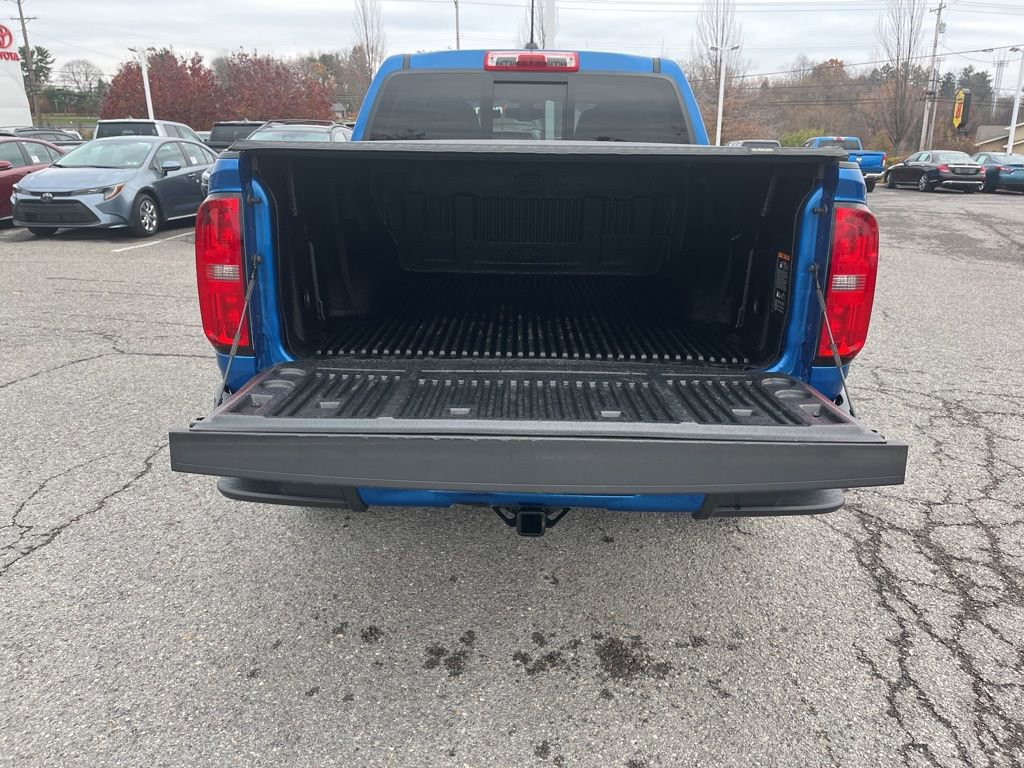 Used 2022 Chevrolet Colorado LT w/ LT Convenience Package image 9