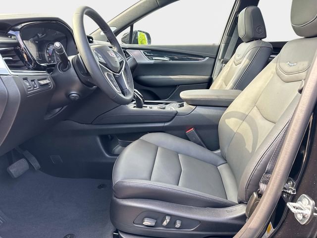 New 2026 Cadillac XT5 Premium Luxury w/ Driver Assist Package FWD image 17