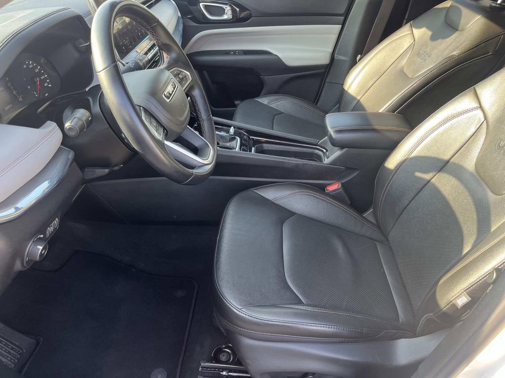 Used 2022 Jeep Compass Limited image 13