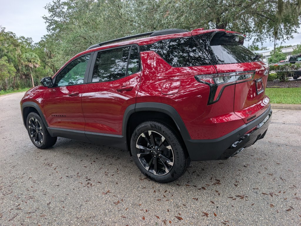 New 2027 Chevrolet Equinox RS FWD image 6