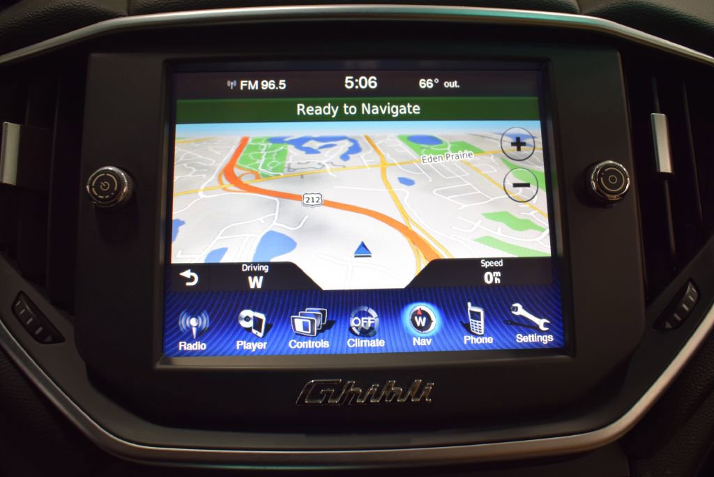 Used 2014 Maserati Ghibli image 25