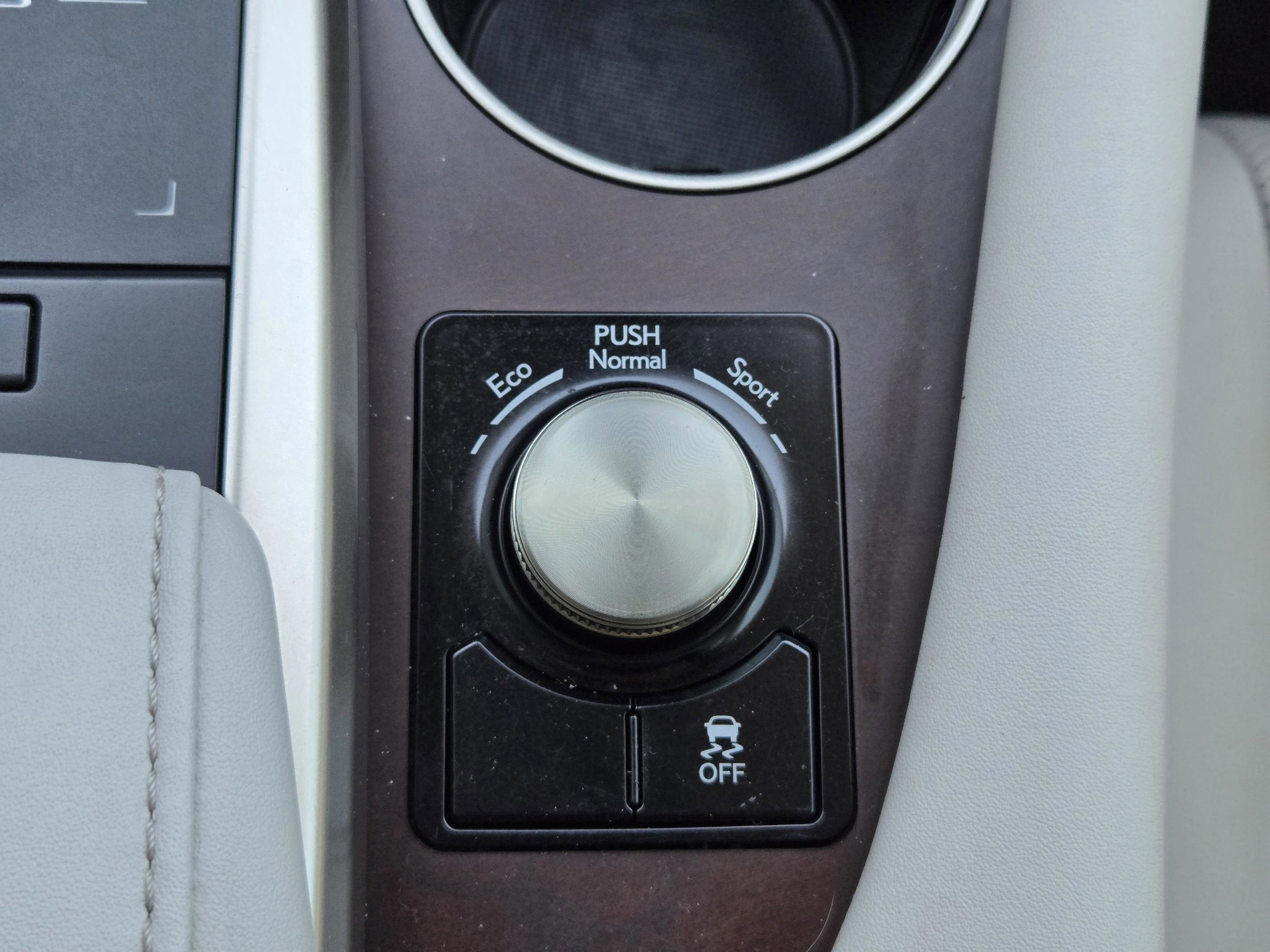 Used 2020 Lexus RX 350 Premium w/ Premium Package image 15