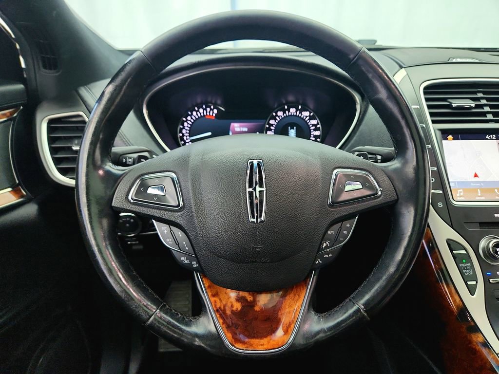 Used 2017 Lincoln MKX Reserve w/ Driver Assistance Package image 14