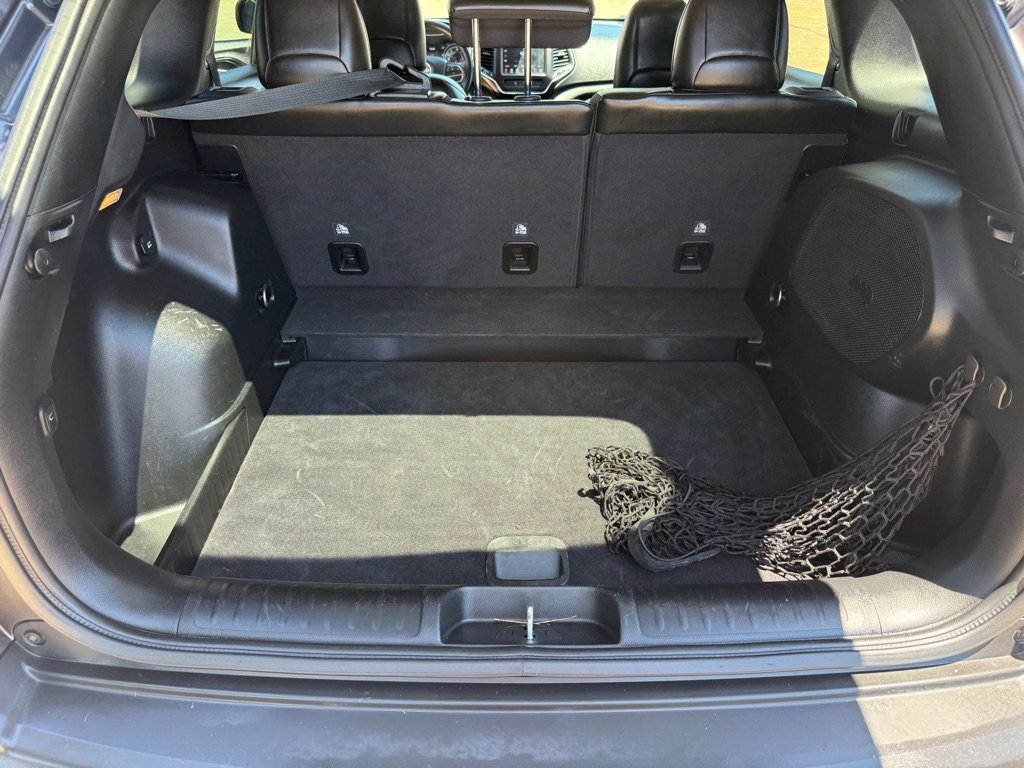Used 2021 Jeep Cherokee Latitude Lux w/ Sun & Sound Group FWD image 22