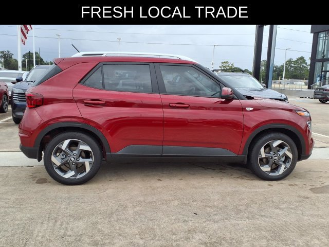 Used 2026 Hyundai Venue SEL FWD image 5