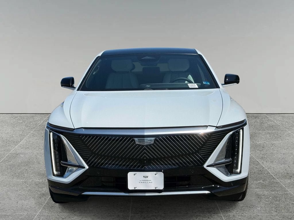 New 2026 Cadillac Lyriq Luxury RWD image 5