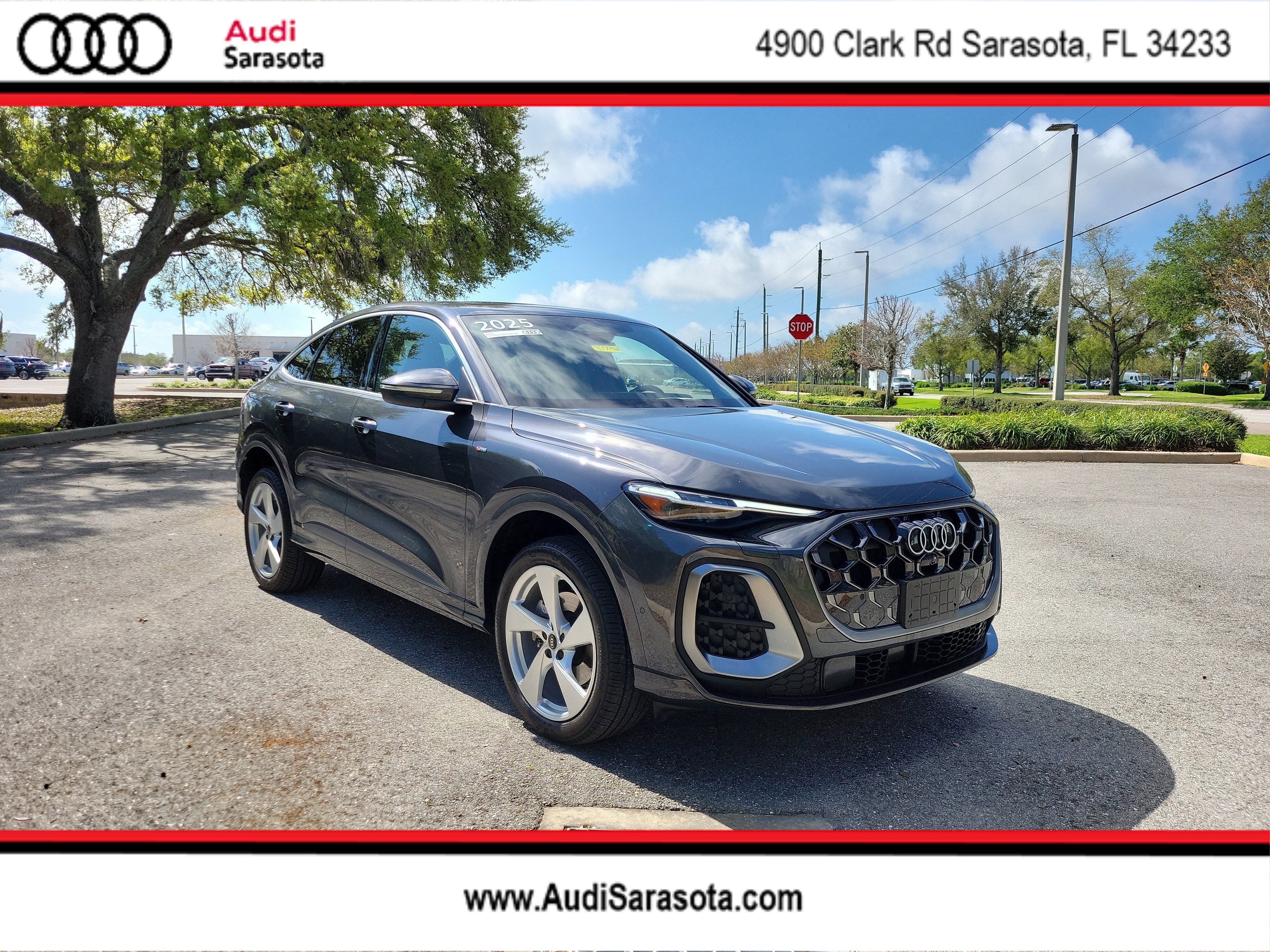 Certified 2025 Audi Q5 Premium Plus w/ Premium Plus image 1