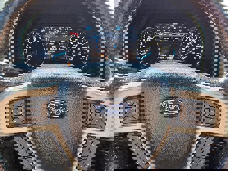 Used 2016 Ford F150 Lariat w/ Equipment Group 502A Luxury image 22