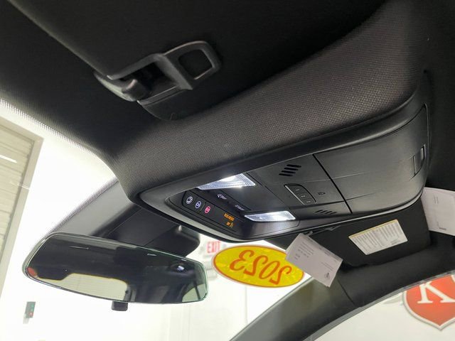 Used 2023 Cadillac XT4 Luxury w/ Driver Awareness Package image 18