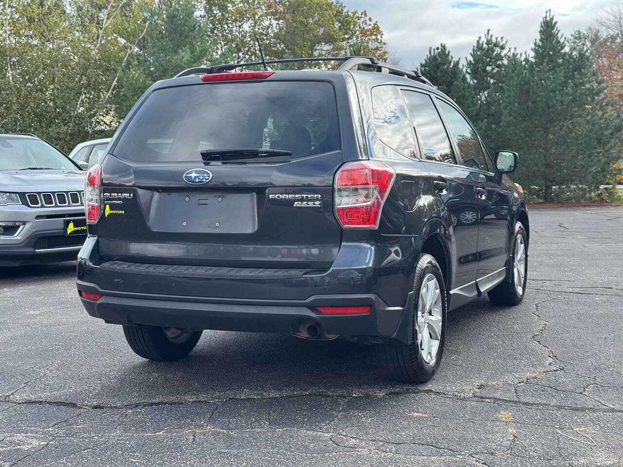 Used 2015 Subaru Forester 2.5i Premium w/ All-Weather Package image 4