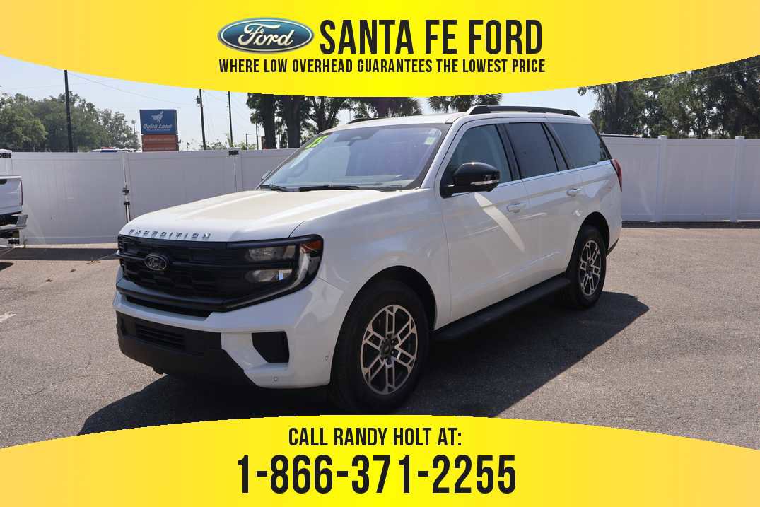Used 2025 Ford Expedition Active RWD image 1