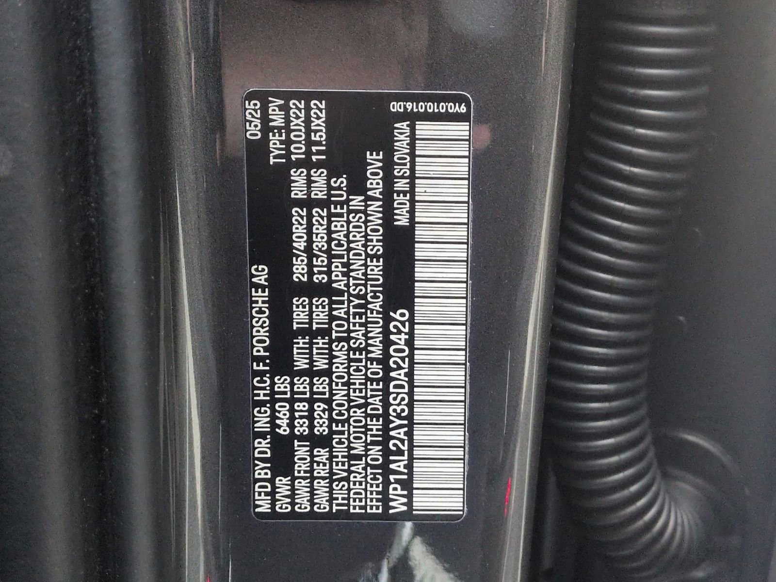 Certified 2025 Porsche Cayenne S image 29