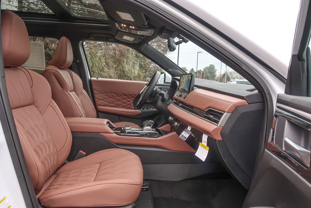 New 2026 Mitsubishi Outlander SEL image 22