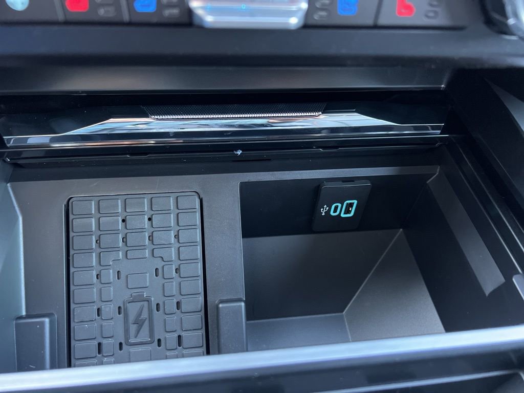 New 2026 Ford F250 Lariat w/ FX4 Off-Road Package image 18