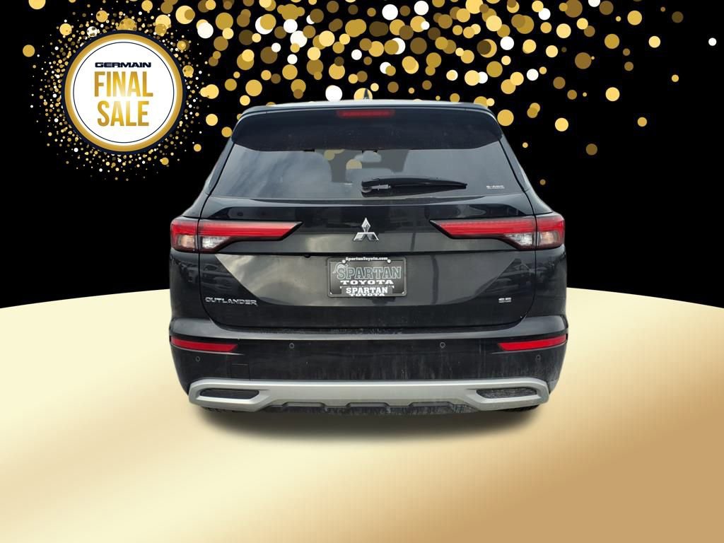 Used 2024 Mitsubishi Outlander SE image 6