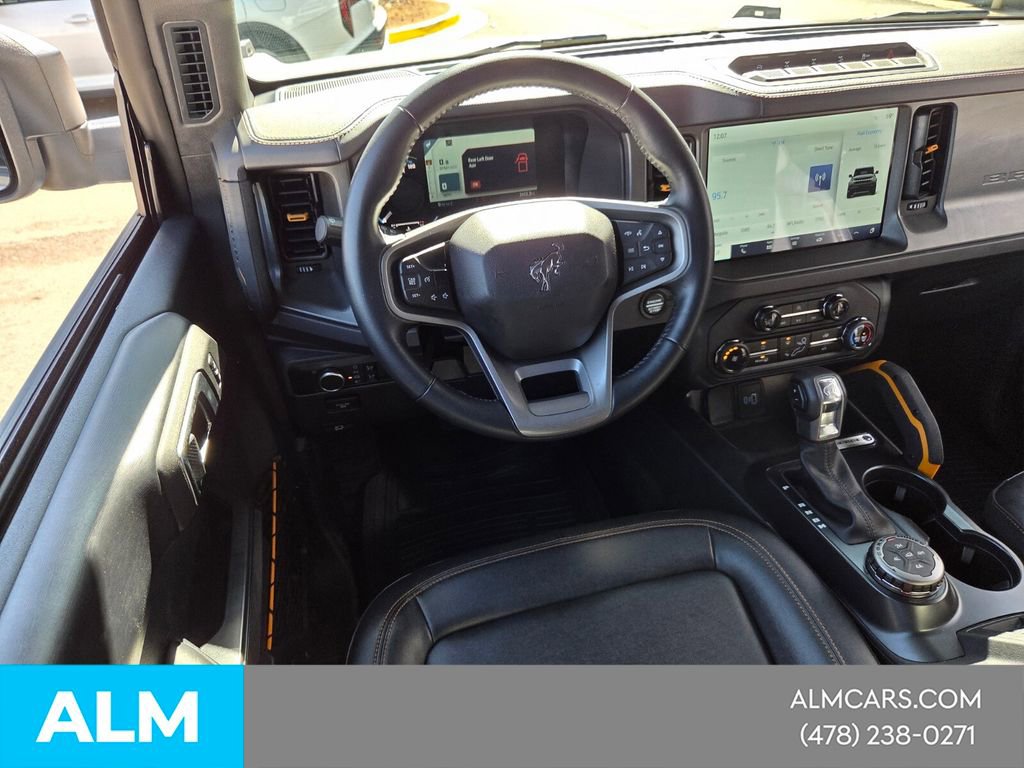 Used 2024 Ford Bronco Badlands image 7