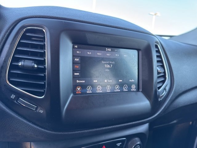 Used 2018 Jeep Compass Latitude w/ Popular Equipment Group image 28