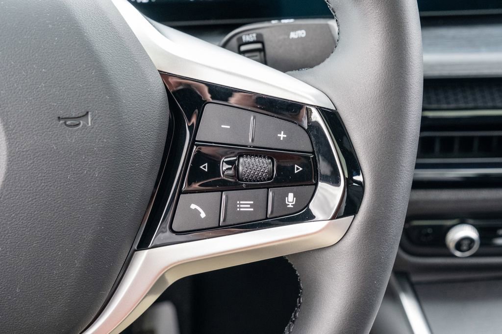 Used 2025 BMW i4 eDrive40 w/ Premium Package image 27