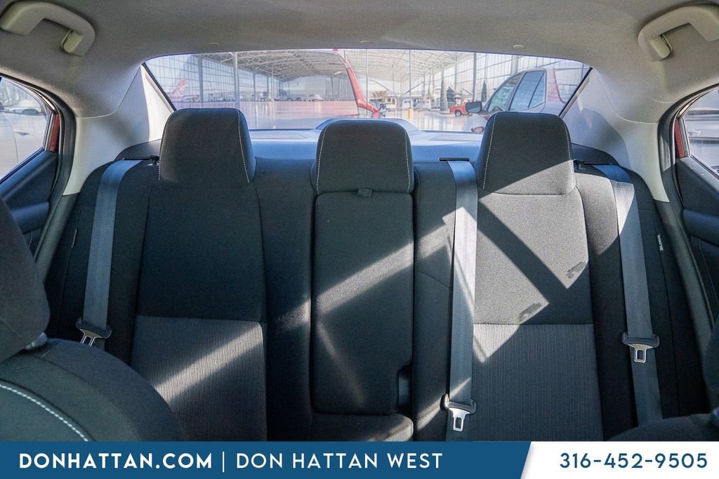 Used 2021 Nissan Sentra SV image 18