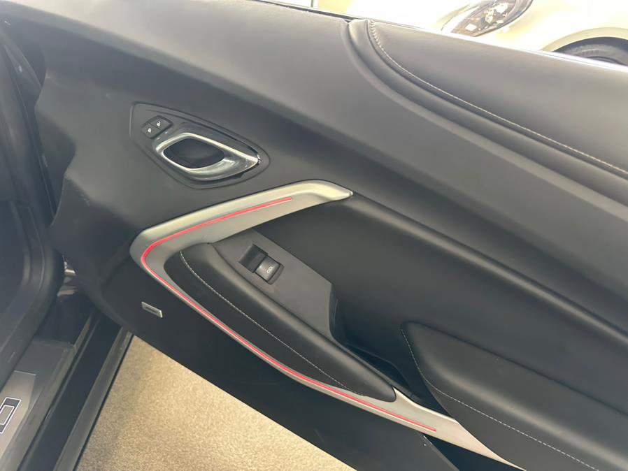 Used 2021 Chevrolet Camaro SS image 34