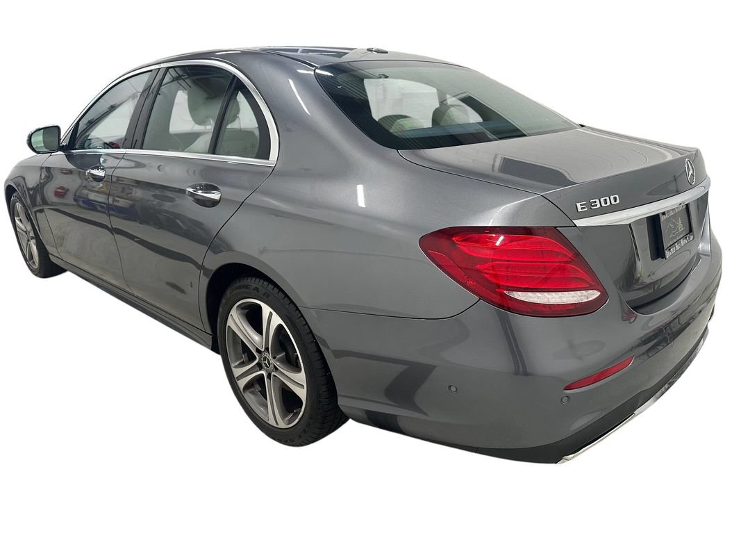 Used 2018 Mercedes-Benz E 300 4MATIC image 6
