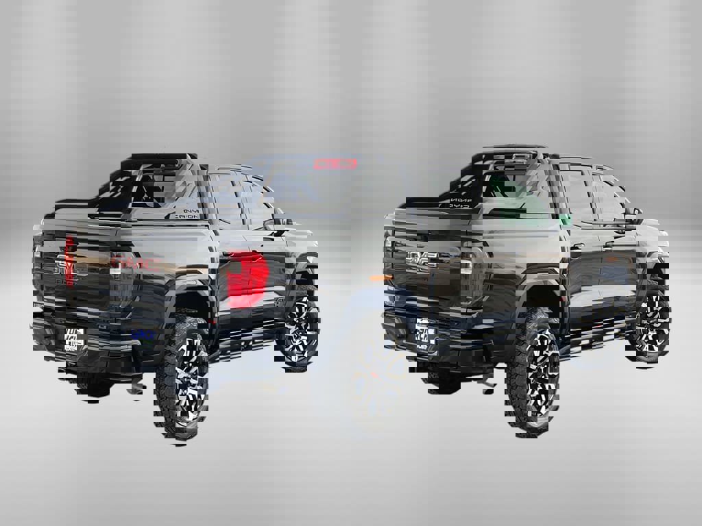 Used 2025 GMC Canyon AT4 w/ Nightfall Edition image 43