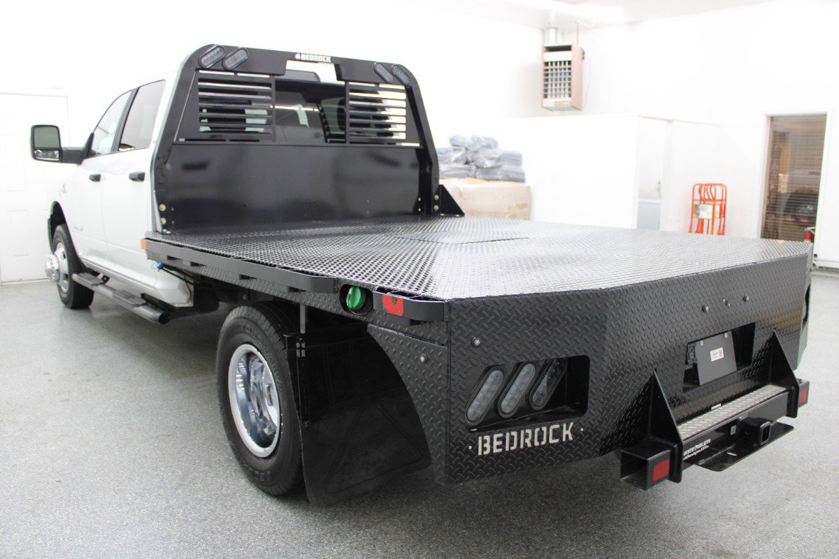 Used 2024 RAM 3500 SLT w/ Quick Order Package 2YG SLT AWD/4WD image 6
