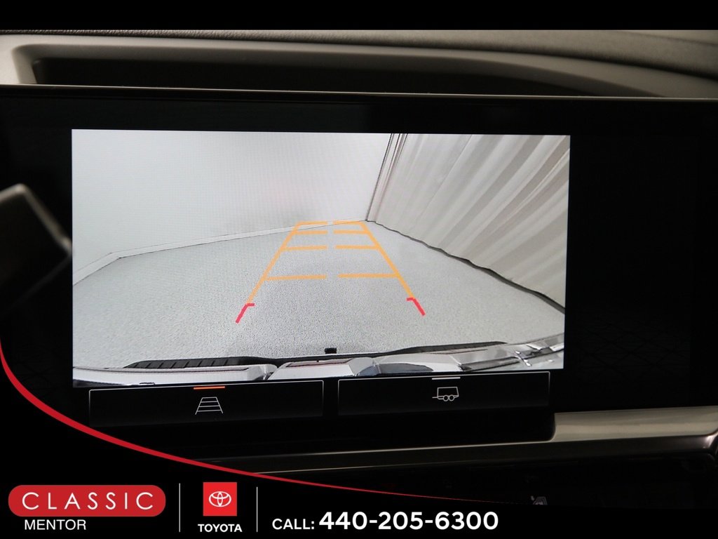 Used 2025 GMC Sierra 1500 SLT image 14