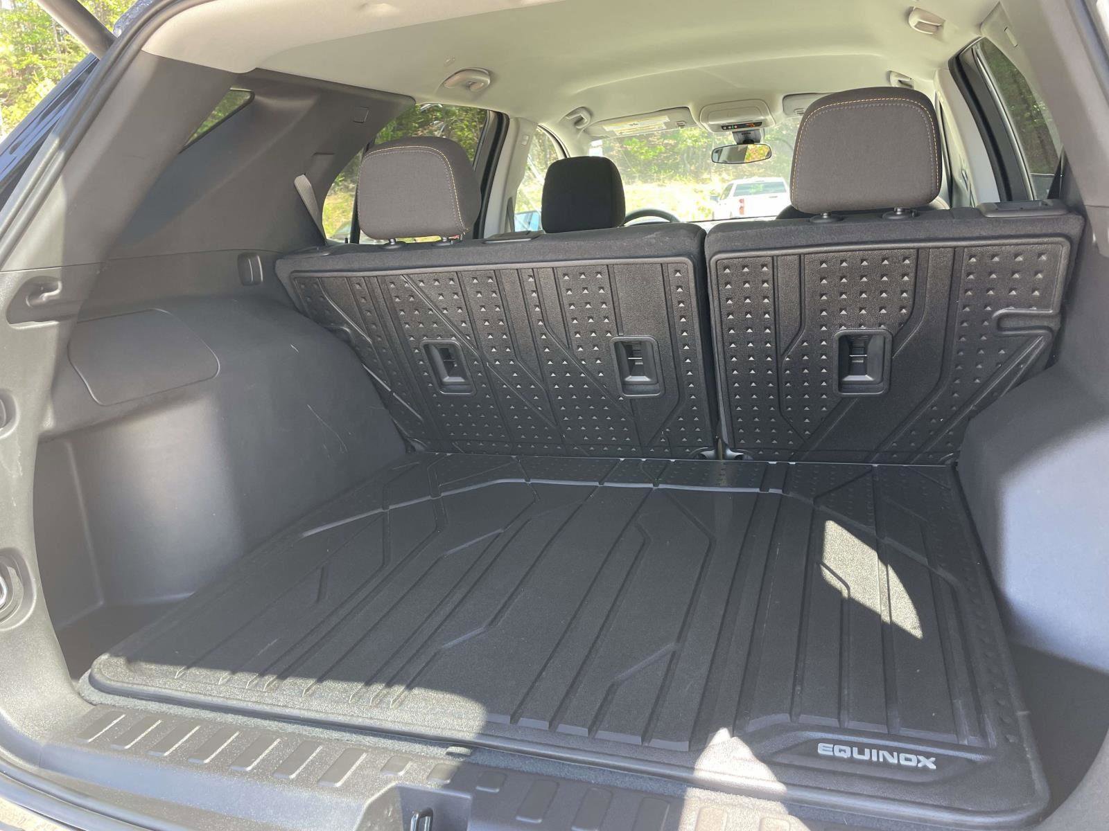 Used 2024 Chevrolet Equinox LT w/ LPO, Floor Liner Package image 29
